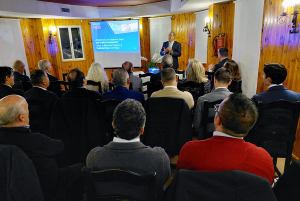 Banca Pueyo celebra el aniversario de su oficina de Tomares reafirmando su compromiso con la cercanía y el trato humano.