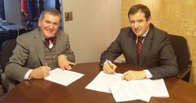 Banca Pueyo y la Asociación de Empresarios de Farmacias de Madrid aúnan esfuerzos en beneficio del sector farmacéutico.