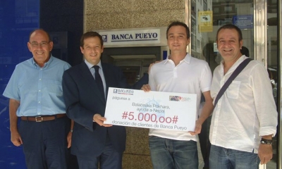 Los clientes de Banca Pueyo donan 5.000 euros a la ONG Balabalika Pokhara
